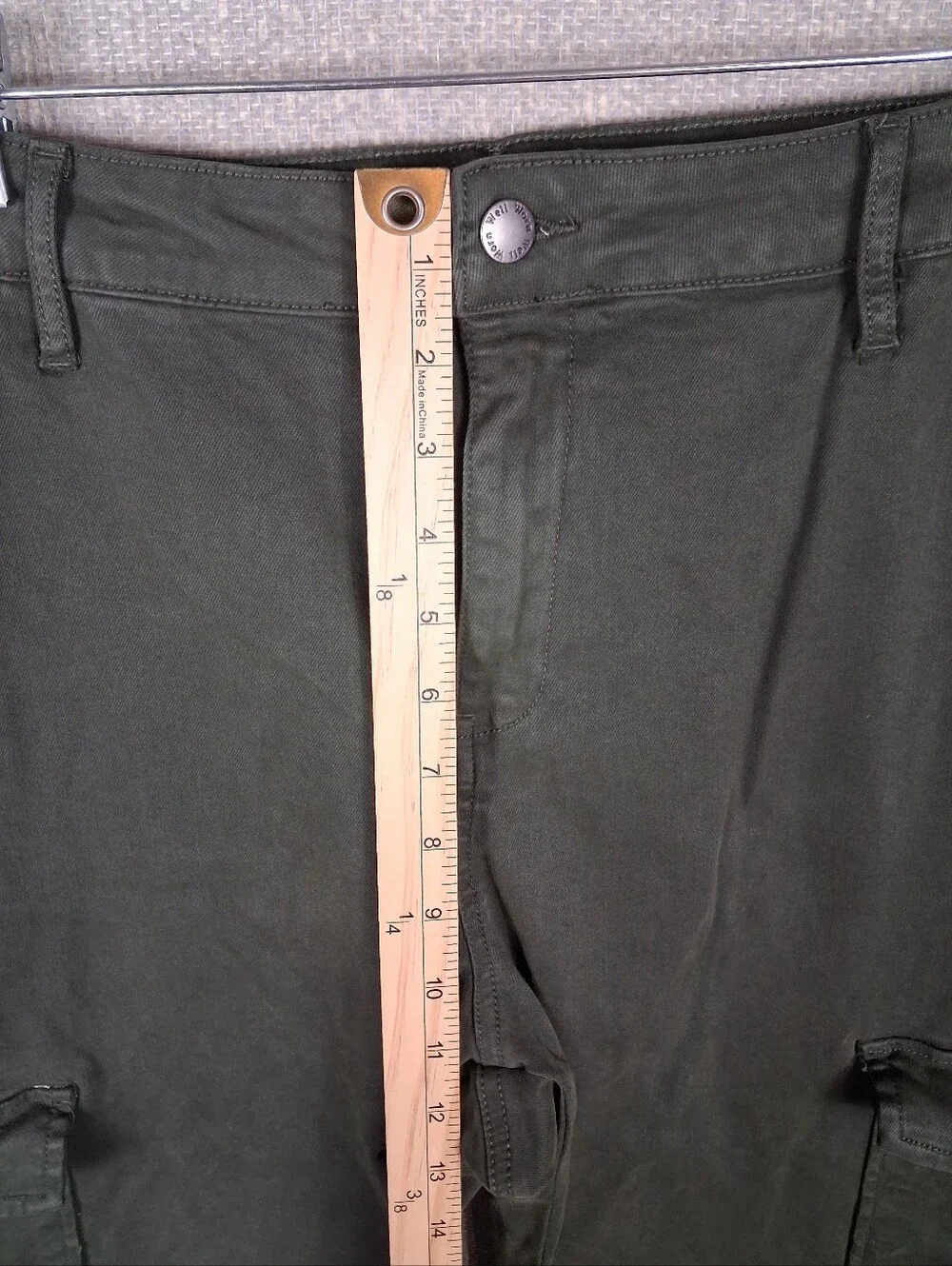Well Worn Tencel Blend High-Rise Straight Leg Cargo Pants Olive Green Size 14/34